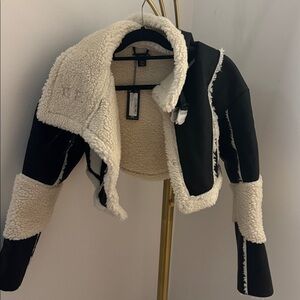 PrettyLittleThing crop Black and Cream Puffer Jacket